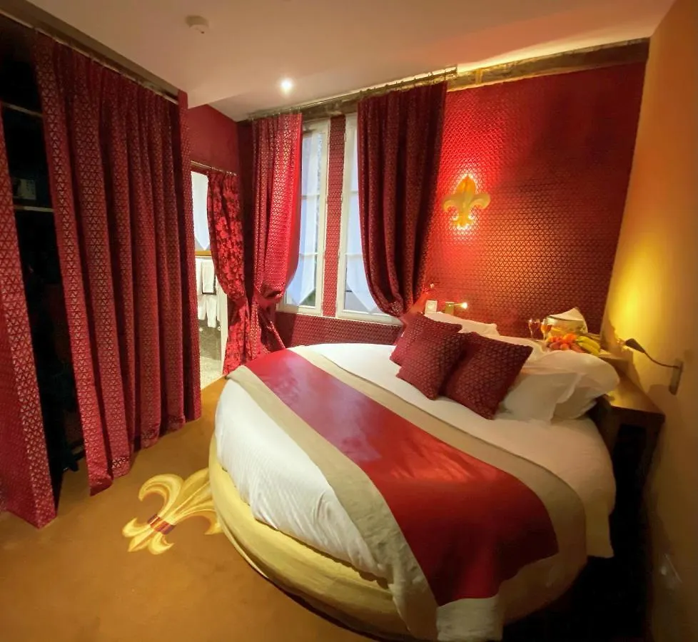 Le Temple De Jeanne Hotel Paryż