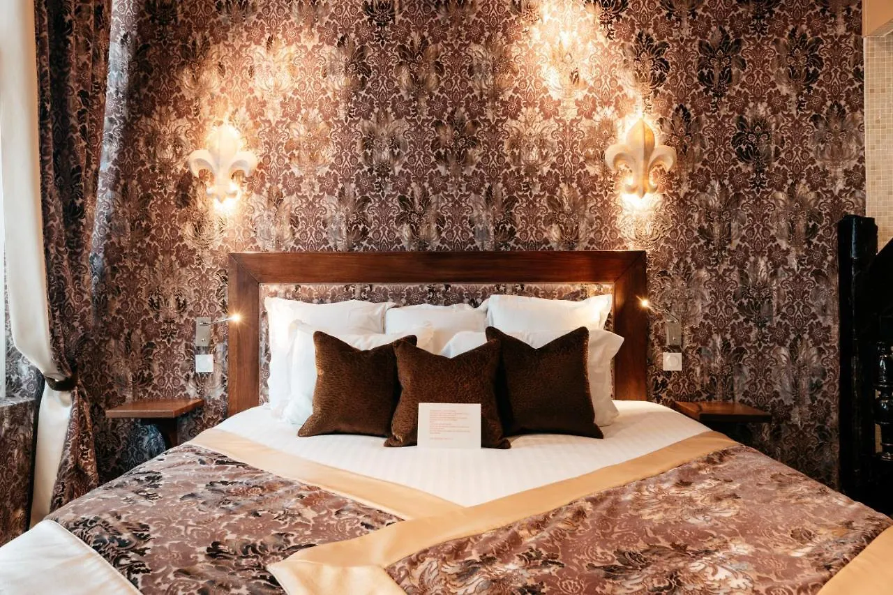 Le Temple De Jeanne Hotel Paryż